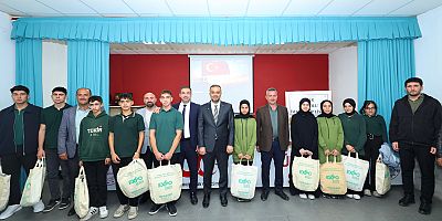 ONİKİŞUBAT’TA ‘GÖNÜLLERİ GİYDİRİYORUZ’ PROJESİ TÜM HIZIYLA DEVAM EDİYOR
