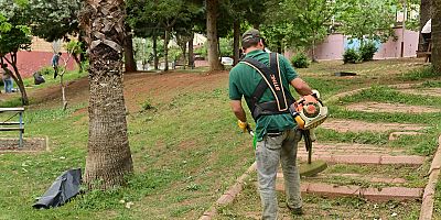 ONİKİŞUBAT’TA PARK VE BAHÇELER YAZA HAZIRLANIYOR