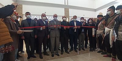 OSMANİYE’DE KURTULUŞUN 102. YILINDA FOTOĞRAF SERGİSİ AÇILDI