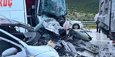 OTOYOLDA ZİNCİRLEME KAZA: 10 YARALI