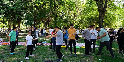 ÖZEL ÇOCUKLAR BÜYÜKŞEHİR’İN ENGELSİZ ŞENLİĞİNDE BULUŞTU