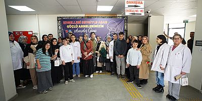 ÖZEL ELLERDEN ANLAMLI HEDİYELER: ENGELSİZ YAŞAM MERKEZİ’NDE ANNE SEVGİSİ