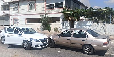 PAZARCIK’TA TRAFİK KAZASI: 1 YARALI