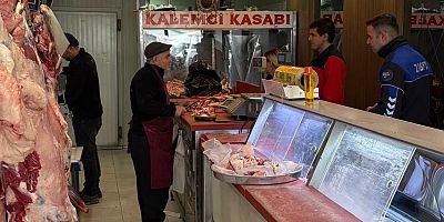 PAZARCIK’TA ZABITADAN KAPSAMLI DENETİM: HİJYEN VE GÜVENLİ GIDA KONTROLLERİ YAPILDI