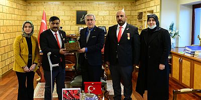 REKTÖR CAN’IN ÖNEMLİ KONUKLARI