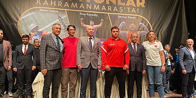 REKTÖR YASIM “ŞAMPİYONLAR KAHRAMANMARAŞ’TA” ETKİNLİĞİNDE DÜNYA ŞAMPİYONLARI İLE BİR ARAYA GELDİ