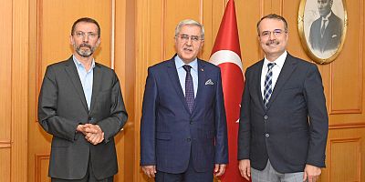 REKTÖRLER CAN VE KURT YÜZ YÜZE EĞİTİMİ KONUŞTU