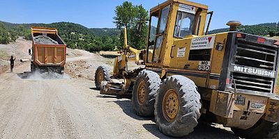 RIFATİYE’NİN YOL SORUNU BÜYÜKŞEHİR’LE TARİHE KAVUŞTU