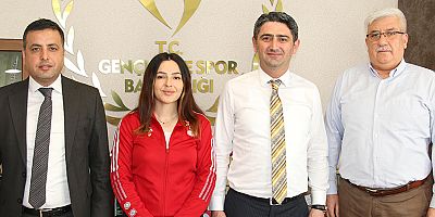 DÜNYA 2.Sİ SAFİYE, MÜDÜR CEMİL BOZ'U ZİYARET ETTİ