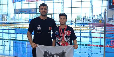 SANKO OKULLARI ÖĞRENCİSİ YÜZMEDE TÜRKİYE ÜÇÜNCÜSÜ OLDU