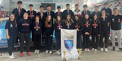 Gaziantep Gençlik ve Spor İl Müdürlüğü tarafından düzenlenen “Okullar Arası Genç Kız ve Erkek Yüzme Müsabakası”nda SANKO Okulları Genç Kız Takımı il şampiyonu olurken
