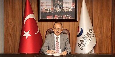 SANKO ÜNİVERSİTESİ REKTÖRÜ PROF. DR. DAĞLI: 30 AĞUSTOS 1922’DE KAZANILAN BÜYÜK ZAFER, YÜCE TÜRK MİLLETİNİN BAĞIMSIZLIĞINA VE VATANIN BÜTÜNLÜĞÜNE OLAN İNANCININ EN GÜÇLÜ GÖSTERGELERİNDEN BİRİDİR”