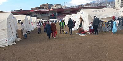 ŞEHİR ÇÖP VE ATIKLARDAN ARINDIRILIYOR