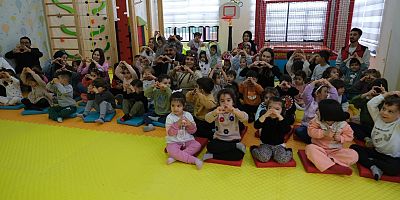 ŞEHİT HAKAN AKDERE GÜNDÜZ BAKIMEVİ’NİN MİNİKLERİ TÜRK DÜNYASI MASALLARI İLE EĞLENDİ