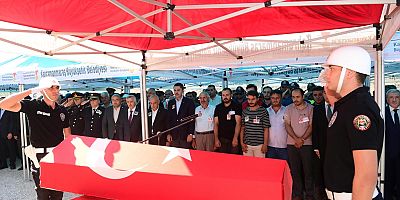ŞEHİT POLİS MEMURU PEKSOY, KAHRAMANMARAŞ'TA SON YOLCULUĞUNA UĞURLANDI