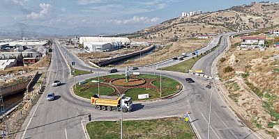 SÜMBÜLLÜ CADDESİ’NİN TEKEREK’E ÇIKIŞ ŞERİDİ 24 KASIM’A KADAR TRAFİĞE KAPATILDI!