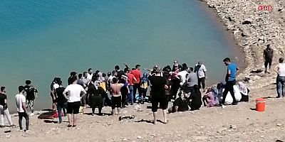 SUYA DÜŞEN ABLASINI KURTARMAK İSTEYEN 2 KARDEŞ HAYATINI KAYBETTİ 