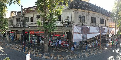 KAHRAMANMARAŞ BÜYÜKŞEHİRTARİHİ KAPALI ÇARŞI’NIN DÜZENSİZ CEPHESİNİ BAŞTAN SONA YENİLEDİ