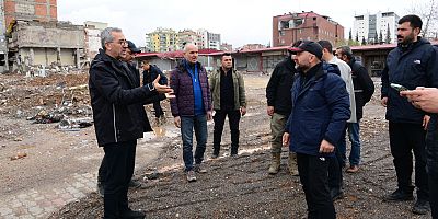 TİCARİ HAYATIN CANLANMASI İÇİN YENİ ÇARŞILAR İNŞA EDİLİYOR