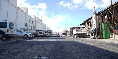 TOPTANCILAR SİTESİ’NİN YOLU YENİLENİYOR