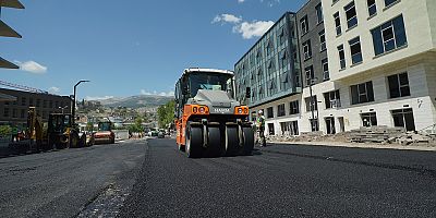 TRABZON BULVARI VE KENTSEL TASARIM ALANLARININ ULAŞIMI İYİLEŞTİRİLİYOR