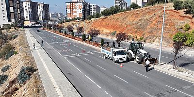 TURGUT ÖZAL BULVARI YEŞİLLENİYOR