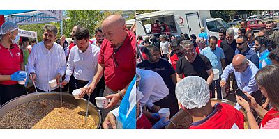 TÜRK KIZILAY KAHRAMANMARAŞ ŞUBESİ VE TÜGVA’DAN AŞURE İKRAMI