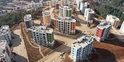 TÜRKOĞLU’NDA 2 BİN 970 KONUT AFETZEDERE TESLİM EDİLDİ