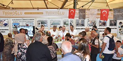(İZMİR MARAŞDER) tarafından organize edilen Kahramanmaraş Tanıtım Günleri’nde Kahramanmaraş’ın metropol ilçeleri arasında yer alan Türkoğlu Belediyesi’nin standı vatandaşların büyük ilgisini çekiyor.