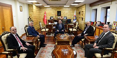 TUSAŞ YÖNETİM KURULU BAŞKANI PROF. DR. RAFET BOZDOĞAN’DAN REKTÖR YASIM’A ZİYARET