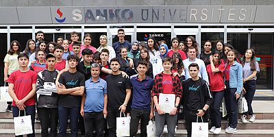 ÜNİVERSİTE ADAYLARINDAN SANKO ÜNİVERSİTESİ’NE ZİYARET