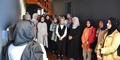 ÜNİVERSİTE ÖĞRENCİLERİYLE SÖYLEŞİ ETKİNLİĞİ