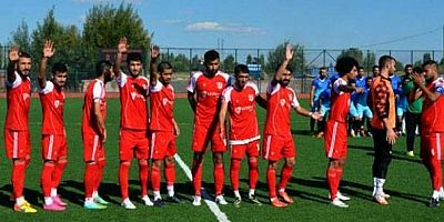 ÜRGÜPSPOR: 0 ELBİSTANSPOR: 1 

Bölgesel Amatör Ligde (BAL) mücadele eden Elbistanspor ilk maçında deplasmanda Ürgüpspor’u 0-1 mağlup etti.