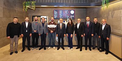 VAHİT KİRİŞCİ’DEN ONİKİŞUBAT BELEDİYESİ’NİN YENİ MARKASI KAHVEON2’YE TAM NOT