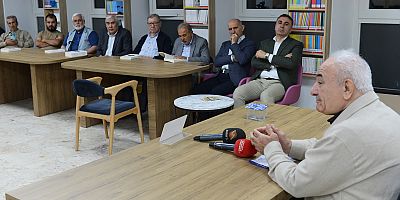 VAKKASOĞLU “BİZE YAZMA VE KONUŞMA CESARETİNİ NECİP FAZIL VERMİŞTİR”