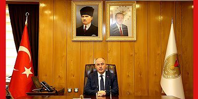 VALİ COŞKUN ”15 TEMMUZ MİLLİ BİRLİK VE DEMOKRASİ GÜNÜ’NÜ KUTLUYORUM”