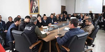 VALİ TUNCAY AKKOYUN MAHALLE MUHTARLARI İLE BİR ARAYA GELDİ