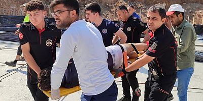 VİNÇTEN KAYAN DEMİR ÇUBUK HAYALARINA SAPLANDI