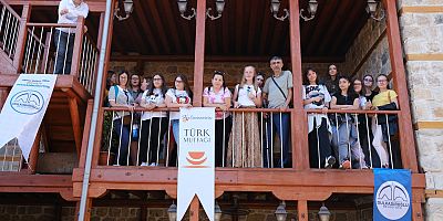 YABANCI ÖĞRENCİLER MUTFAK MÜZESİNE HAYRAN KALDI