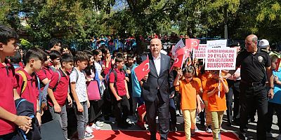 YAYALARA ÖNCELİK DURUŞU, HAYATA SAYGI DURUŞU TEMALI EŞ ZAMANLI ETKİNLİK