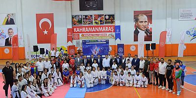 YAZ SPOR OKULLARI GÖRSEL ŞÖLENLE BAŞLADI
