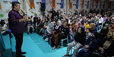YAZAR KAPAKLIKAYA’YA KİTAP FUARI’NDA YOĞUN İLGİ