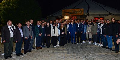 YÖK BAŞKANI ÖZVAR KSÜ’YÜ ZİYARET EDEREK SAHUR PROGRAMINDA ÖĞRENCİLERLE BİR ARAYA GELDİ